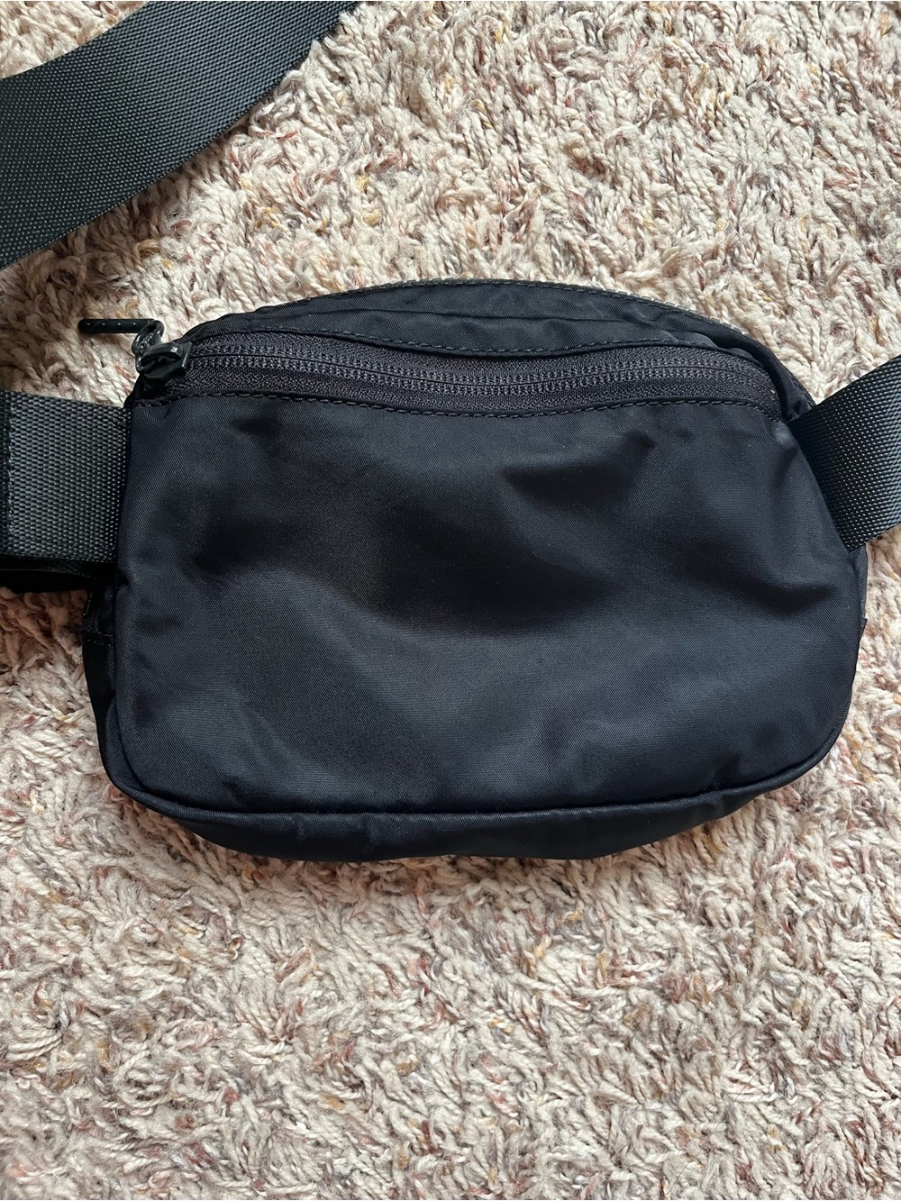 Lululemon Everywhere Belt Bag 1L - Picture 8 of 8